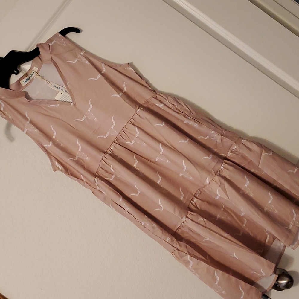 Dress - Picture 6 of 9